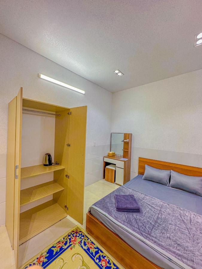 Nhan Tay 2 Hotel Can Tho Bagian luar foto